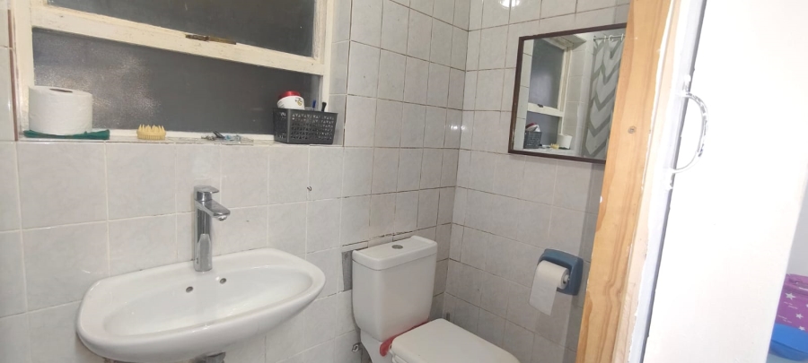 3 Bedroom Property for Sale in Strandfontein Village Western Cape